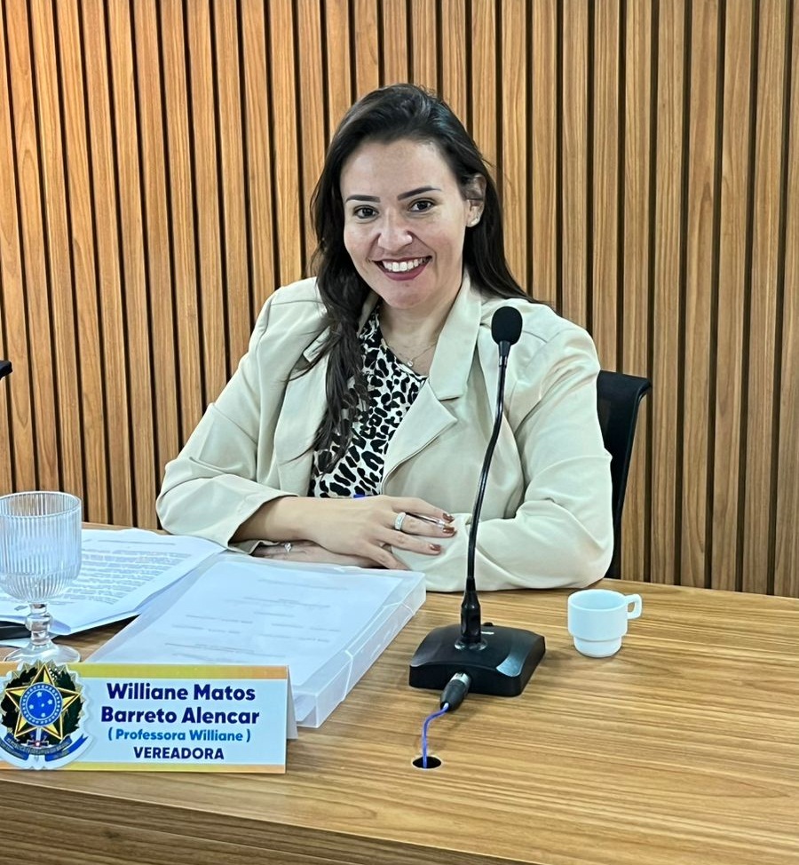 Vereadora Williane cobra reforma da Policlínica e cita a conquista de recursos em parceria com Humberto costa e Teresa para Ouricuri